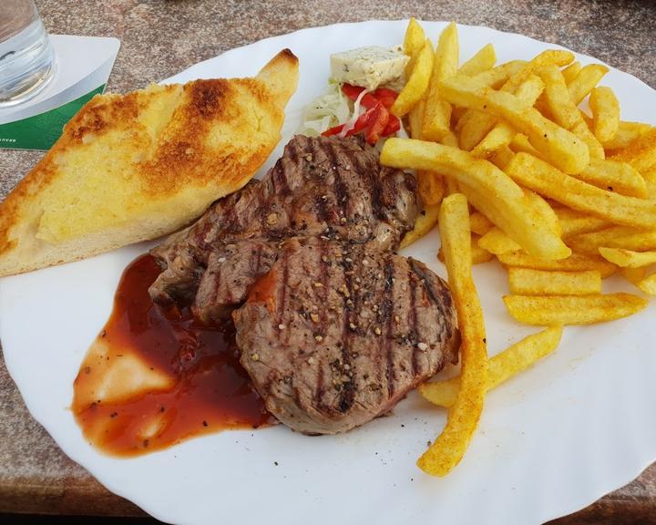 Das Kleine Steak House